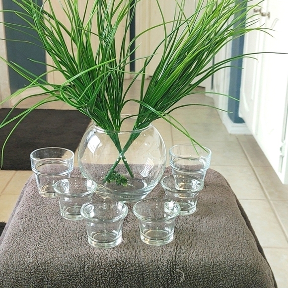 Glass votives/water planters 3 sizes. Total of 7.  Some used, some like new. - Picture 1 of 11